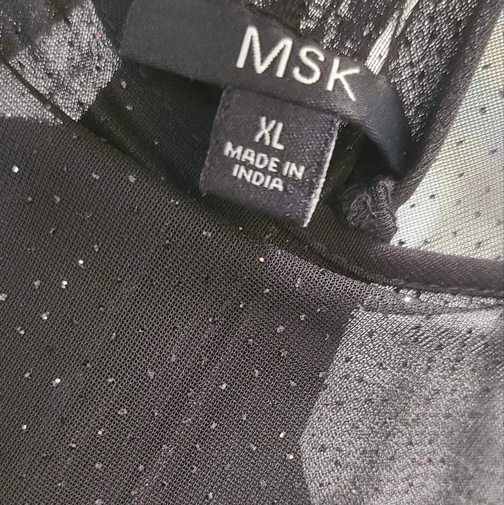 BLACK DRESS - Picture 2 of 3